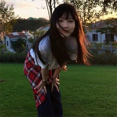 暗红